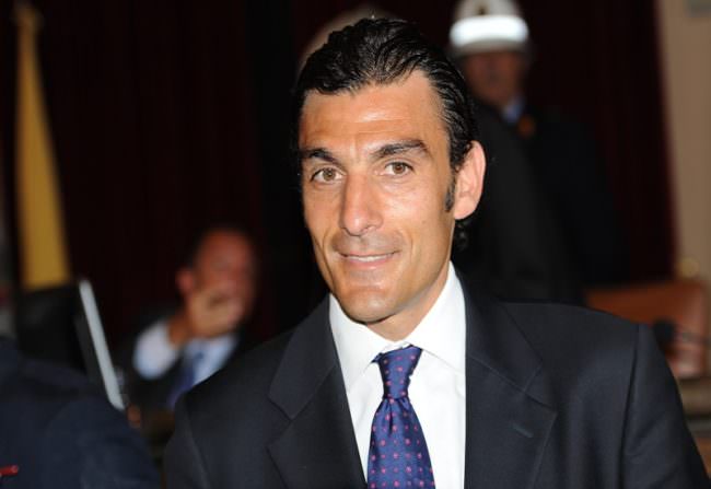 Voto di scambio alle elezioni regionali: archiviata inchiesta contro l’onorevole Edy Tamajo