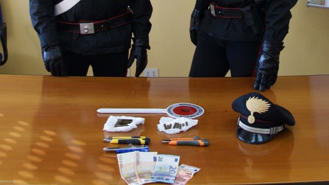 Agrigento, blitz antidroga nel centro storico: in 3 finiscono in manette