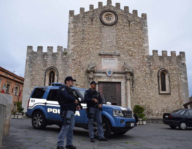 Associazione mafiosa, spaccio e tentato omicidio: eseguiti quattro ordini di carcerazione – I NOMI