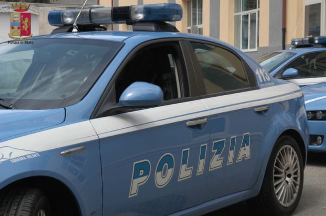 Picchiano ferocemente anziano in un tentativo di rapina: arrestati criminali catanesi “in trasferta”