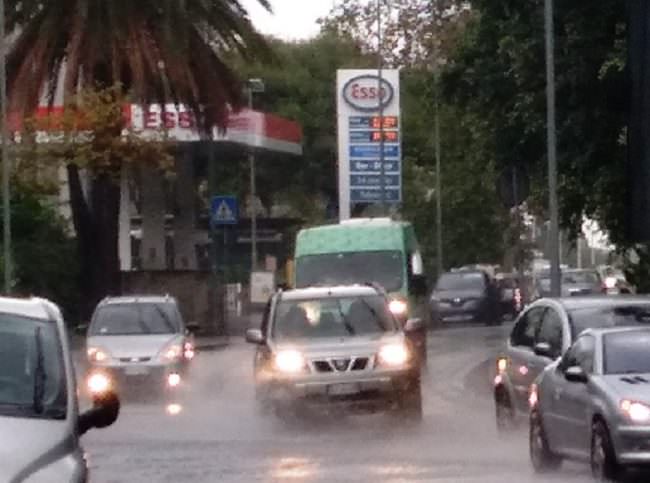 Strade allagate a causa del maltempo, Buceti: “Il sindaco pensa solo alle passerelle politiche”