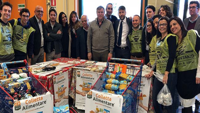 Colletta Alimentare: la solidarietà si colora di rossazzurro grazie al Calcio Catania. LE FOTO