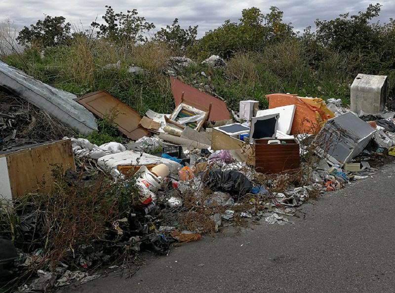 Discariche a San Giovanni Galermo, Nauta: “Purtroppo la situazione è fuori controllo”