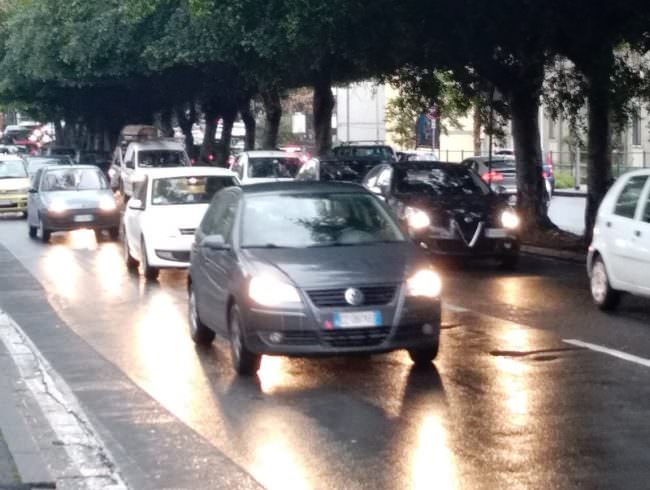 Circonvallazione di Catania completamente paralizzata: incidente lungo viale Ulisse