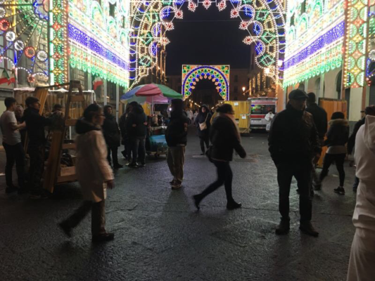 Si traveste da infermiere e tenta di stuprare donna in travaglio: arrestato