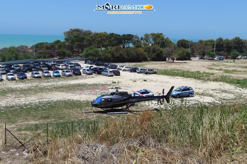 Atterrano con l’elicottero privato in un parcheggio, volevano visitare la Valle dei Templi. VIDEO e FOTO