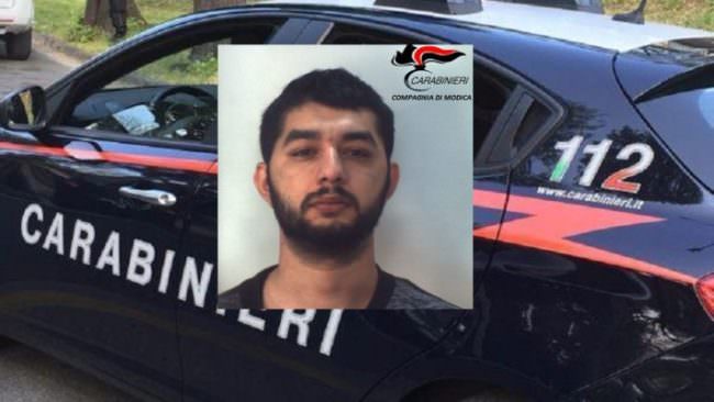 Riduce in fin di vita anziano vittima di rapina per far fuggire 2 ladre: arrestato 27enne