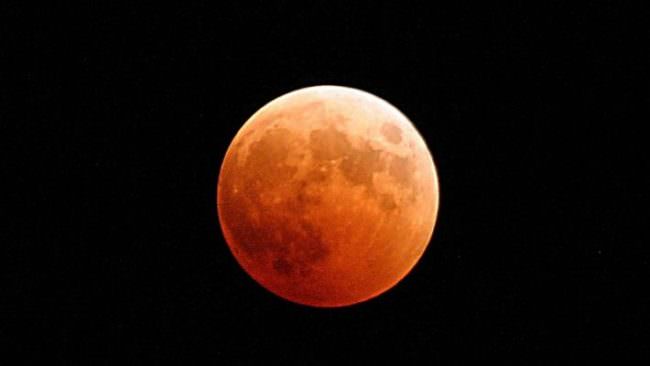 Super luna in arrivo anche in Italia, gli eventi astronomici di maggio: tutte le congiunzioni