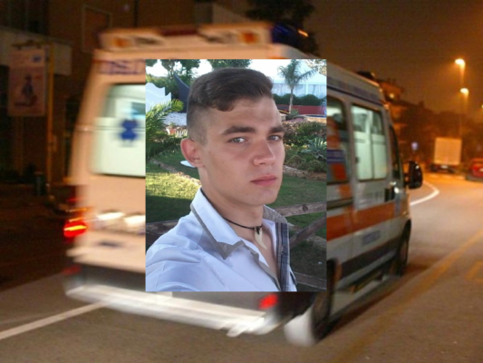 Scontro fatale tra auto e scooter, perde la vita giovane cuoco. Disperazione per la morte di Filippo