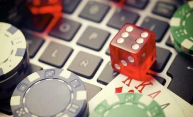 Decreto dignità, lotta alla ludopatia: stop alla pubblicità di giochi e scommesse