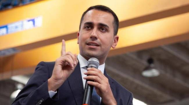 Di Maio a Catania per un mini-tour in Sicilia: “Presto nuovo emendamento voucher e no alla concorrenza sleale degli altri Paesi”