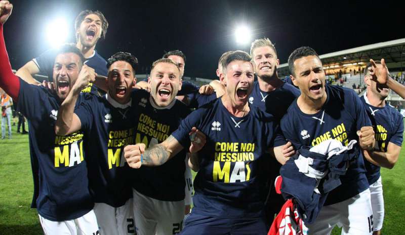 Parma e Chievo nei guai: esclusione dalla Serie A? Il Palermo può sperare nel ripescaggio