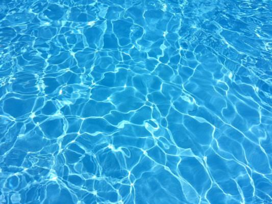 Tragedia al C.U.S., malore fatale in piscina: Mario Territo muore annegato