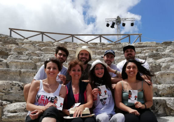The Banned Theatre ospite delle Dionisiache 2018 con la commedia “La Festa delle donne”