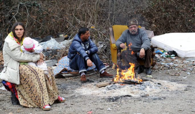 Sequestro campo nomadi: i kosovari erano costretti a vivere in condizioni pericolose. Orlando si impegna a ricollocare i rifugiati