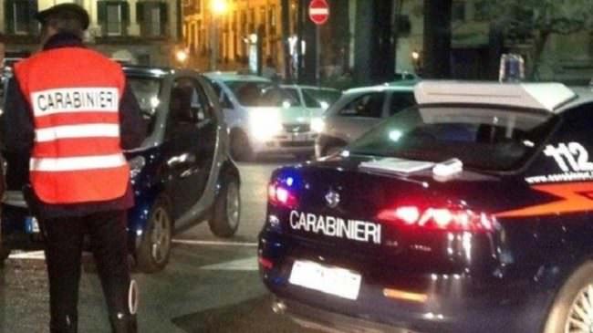 Controlli a tappeto nella “movida”, 12 giovani denunciati e decine di sequestri