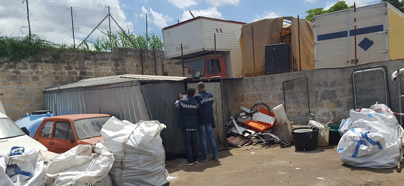 Palermo: 4 denunce per gestione illecita di rifiuti, inquinamento ambientale e ricettazione