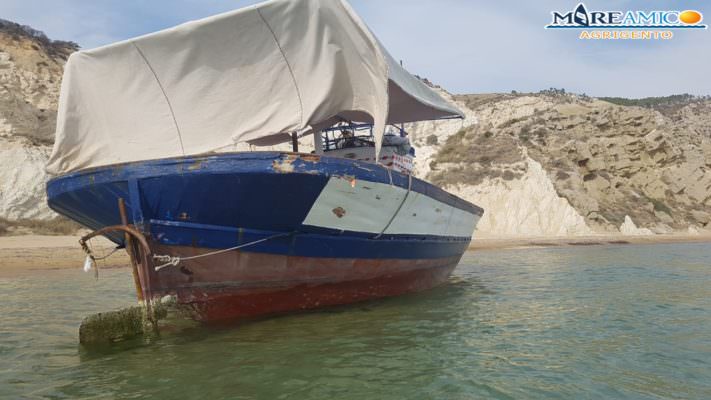 Sbarco fantasma di migranti nell’Agrigentino, la denuncia di MareAmico: “Evitare che la barca inquini la spiaggia” Sbarco fantasma di migranti nell’Agrigentino, la denuncia di MareAmico: “Evitare che la barca inquini la spiaggia”