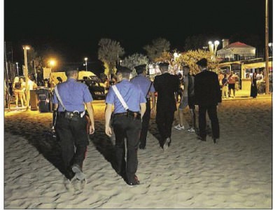 Spiagge ‘libere’ da droga e alcool, controlli dei carabinieri nel Siracusano: fermati diversi giovani