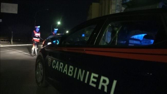 Attentato incendiario ai danni di un legale, due arresti dei carabinieri: in manette Valentina Garetta e Martin Marius Vasile