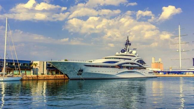 Dove spendono i soldi i milionari? Destinazioni di lusso in Sicilia