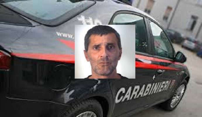 Minaccia condomini palazzina adiacente con coltello da cucina: in manette Antonino Lanzafame