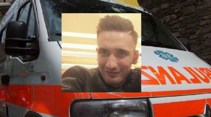 Scavalca il cancello per aiutare la fidanzata a rincasare, Giovanni muore folgorato