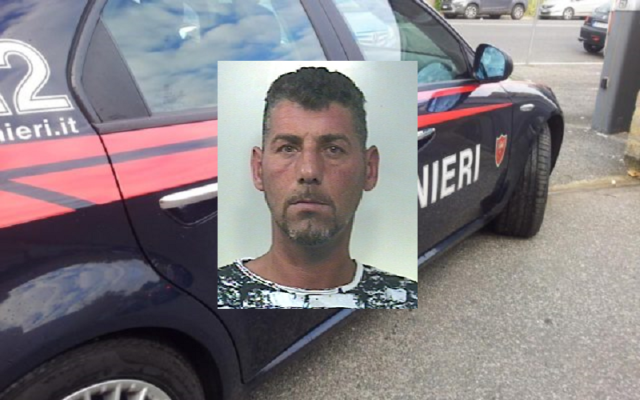 Ingerisce cocaina che nascondeva in casa per sfuggire ai carabinieri: arrestato 38enne