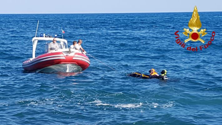 Cadavere di un uomo decapitato rinvenuto in mare