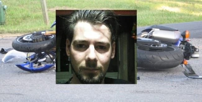 La moto gli costa la vita: addio a Davide, pizzaiolo di professione e stimato padre di famiglia. “Fai buon viaggio”