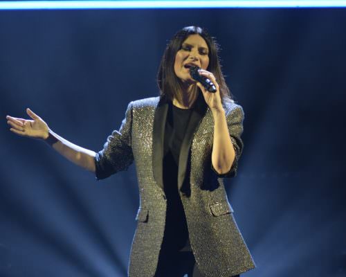 Laura Pausini pronta ad arrivare in Sicilia: sold out le date di Acireale