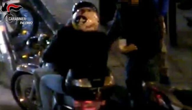 Operazione antidroga, sgominata banda nel cuore di Ballarò: 15 arresti – VIDEO