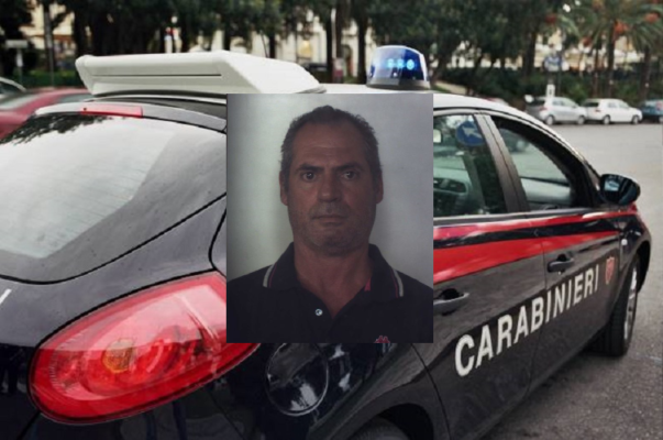 Aggredisce prima la madre anziana e poi i carabinieri: 47enne finisce agli arresti domiciliari Aggredisce prima la madre anziana e poi i carabinieri: 47enne finisce agli arresti domiciliari