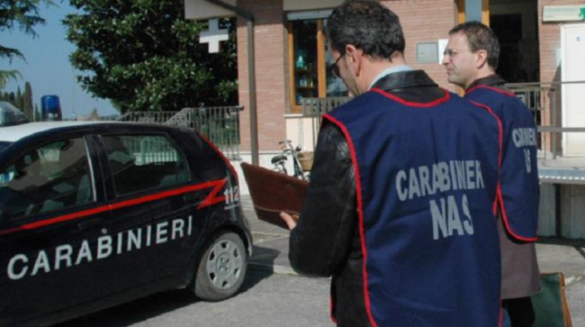Alimenti in cattivo stato sequestrati: denunciato titolare di un noto ristorante