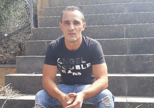 Quattro colpi di pistola contro un 38enne: ha un volto e un nome il presunto autore. Fermato dai militari