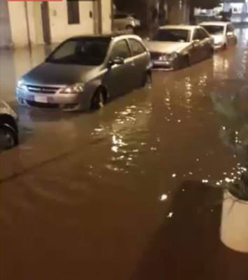 Sicilia “in ginocchio”: nubifragi in atto a Catania, Ragusa e Siracusa Sicilia “in ginocchio”: nubifragi in atto a Catania, Ragusa e Siracusa