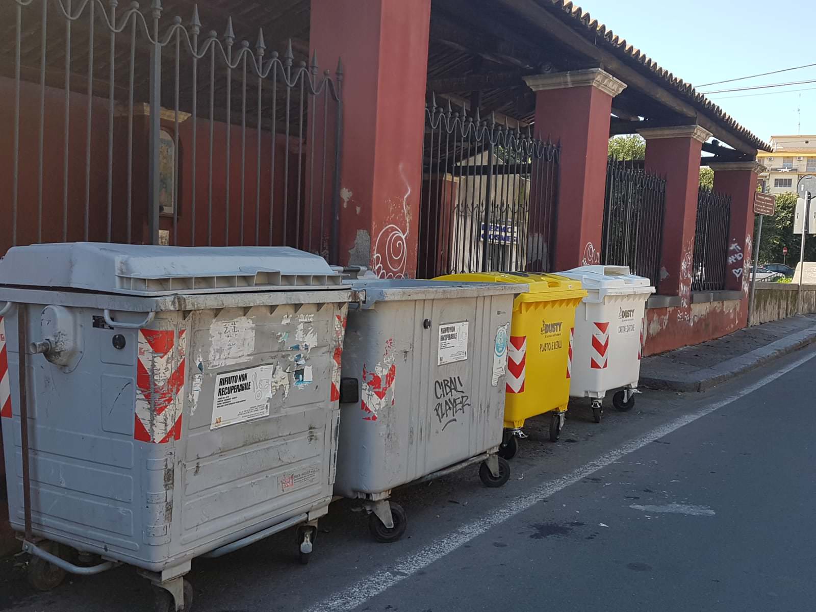 Dusty, bonificati i quartieri di Cibali e Pigno: sabato la consegna delle “Chiavi della Bellezza”