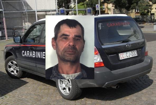 Latitante dal 2015: arrestato mentre passeggia a Catania Latitante dal 2015: arrestato mentre passeggia a Catania