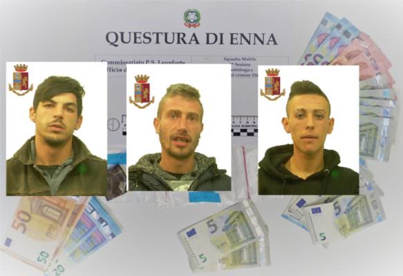 Hashish pronta per lo spaccio e soldi in contanti: arrestati 4 giovani, tra cui un minorenne – VIDEO