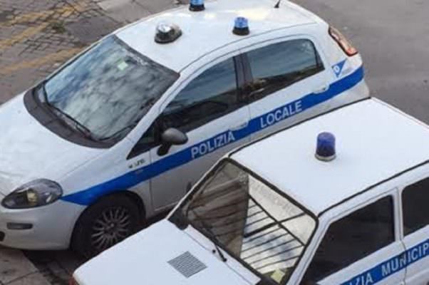 Quattro anziani ospiti in casa di riposo non registrata: denunciate madre e figlia