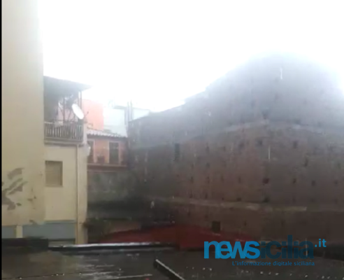 Catania nella morsa del maltempo: piogge torrenziali, traffico in tilt e disagi in tutta la provincia