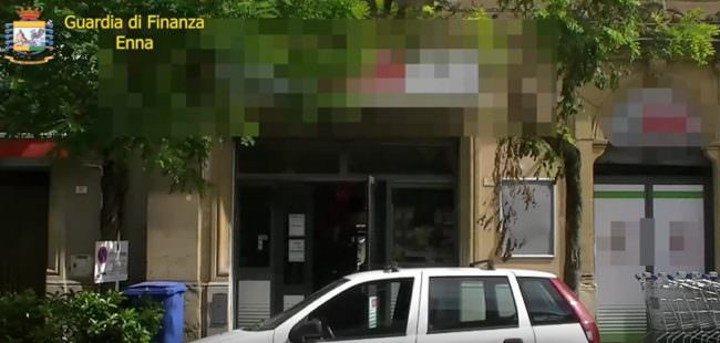 Bancarotta fraudolenta, sequestro per oltre 1,5 milioni di euro a società operante nella grande distribuzione – VIDEO