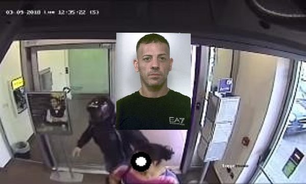 Volto coperto, rapina ufficio postale di Riposto e donna costretta e prelevare: “letali” i tatuaggi