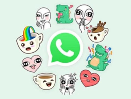 Novità su WhatsApp, le nostre foto diventano sticker ma non per tutti