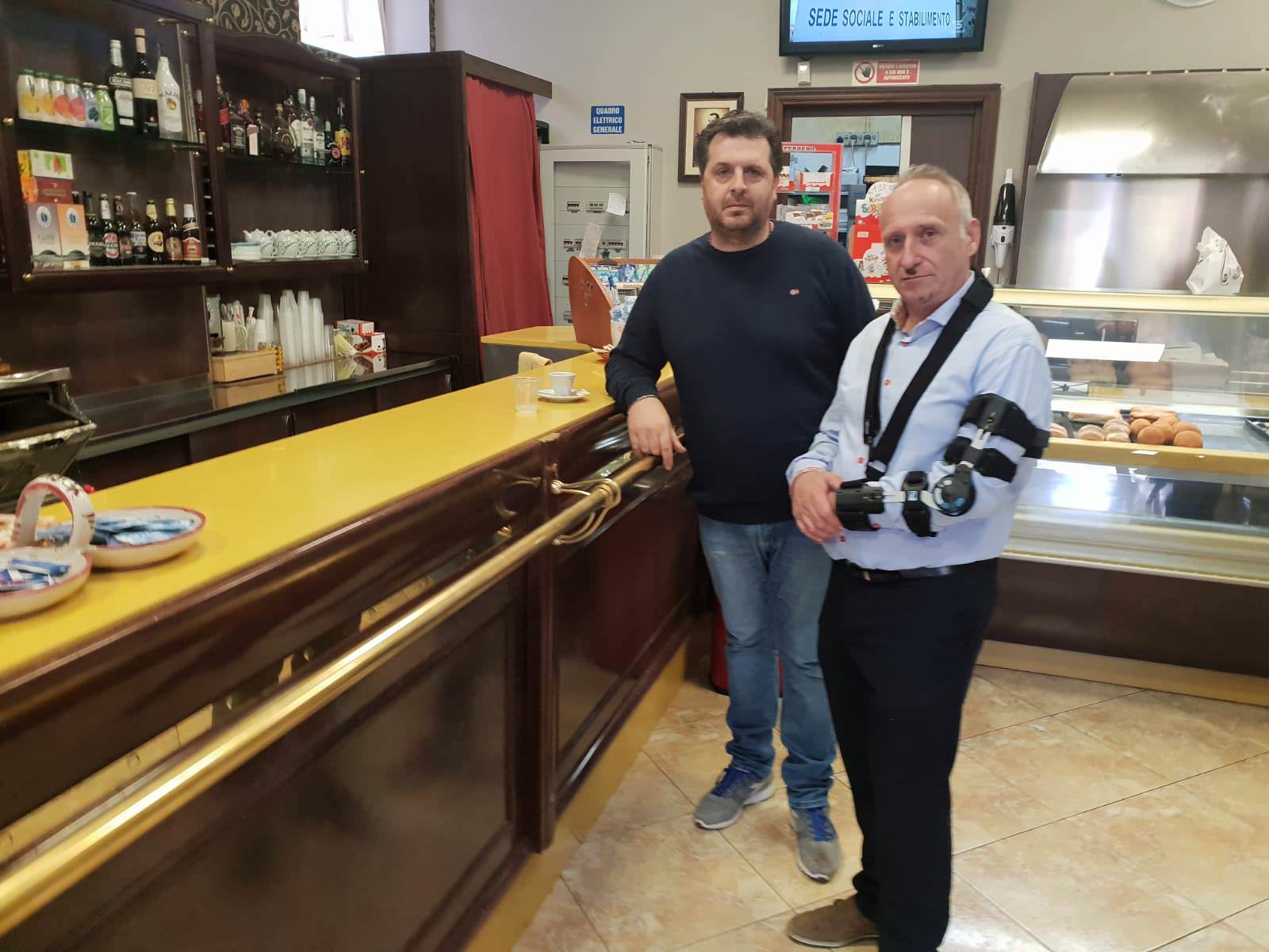 Corleone, scatta la polemica sul candidato sindaco M5S Pascucci: foto con parente di Provenzano