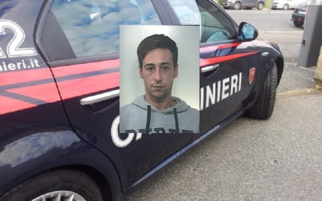 Ruba cellulare di un minorenne con la scusa di una chiamata d’emergenza: arrestato 24enne