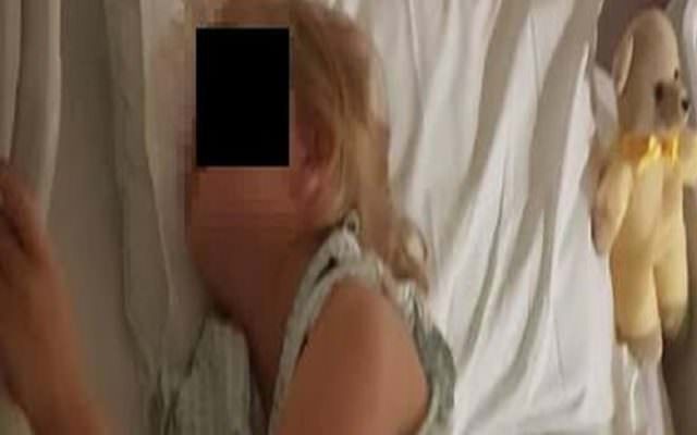 Spintoni, armadietti chiusi in faccia e insulti continui: bimba tenta il suicidio a 10 anni