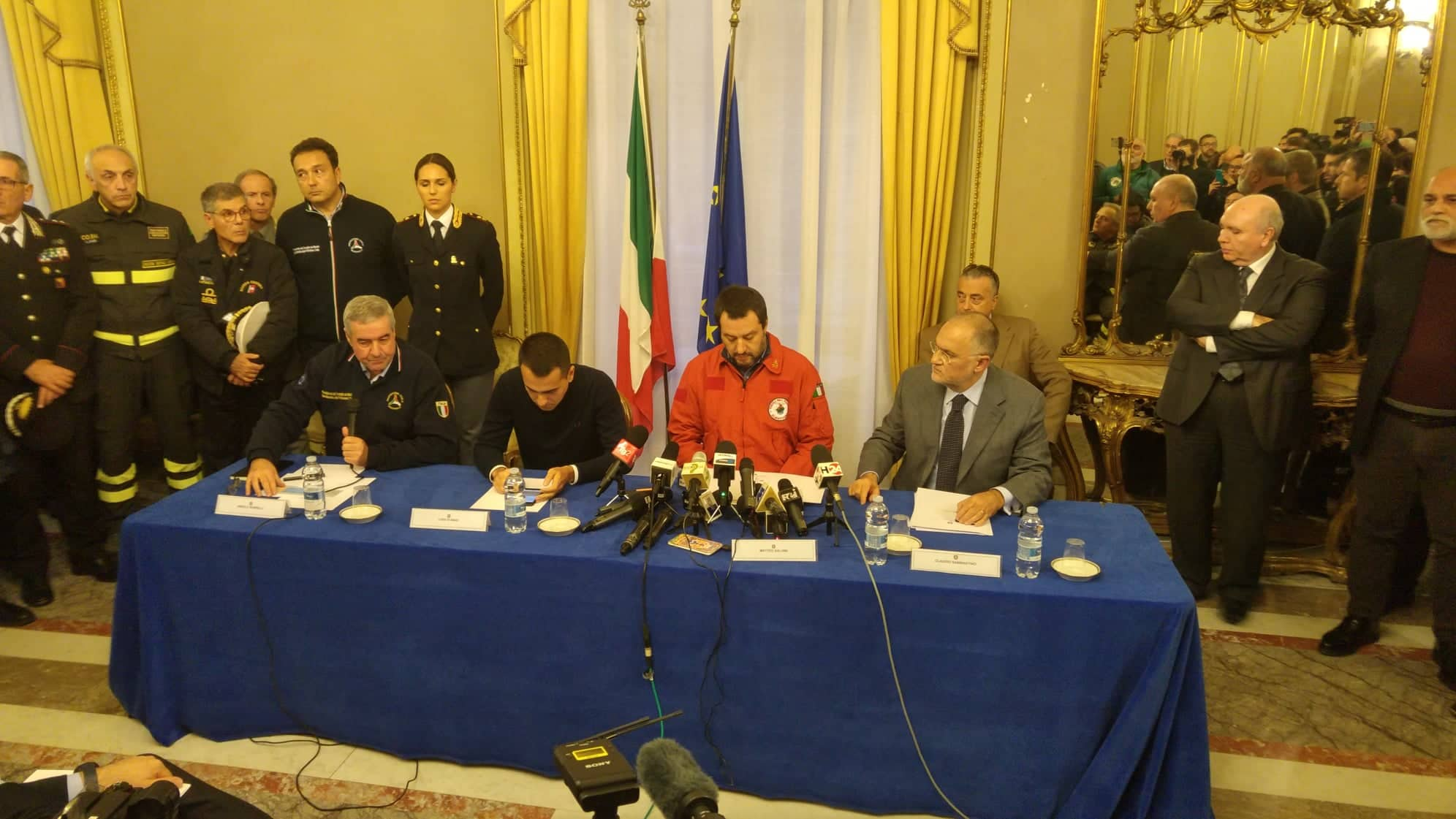 Emergenza Etna, Salvini e Di Maio in visita alla Prefettura: “Vicini alle popolazioni colpite”