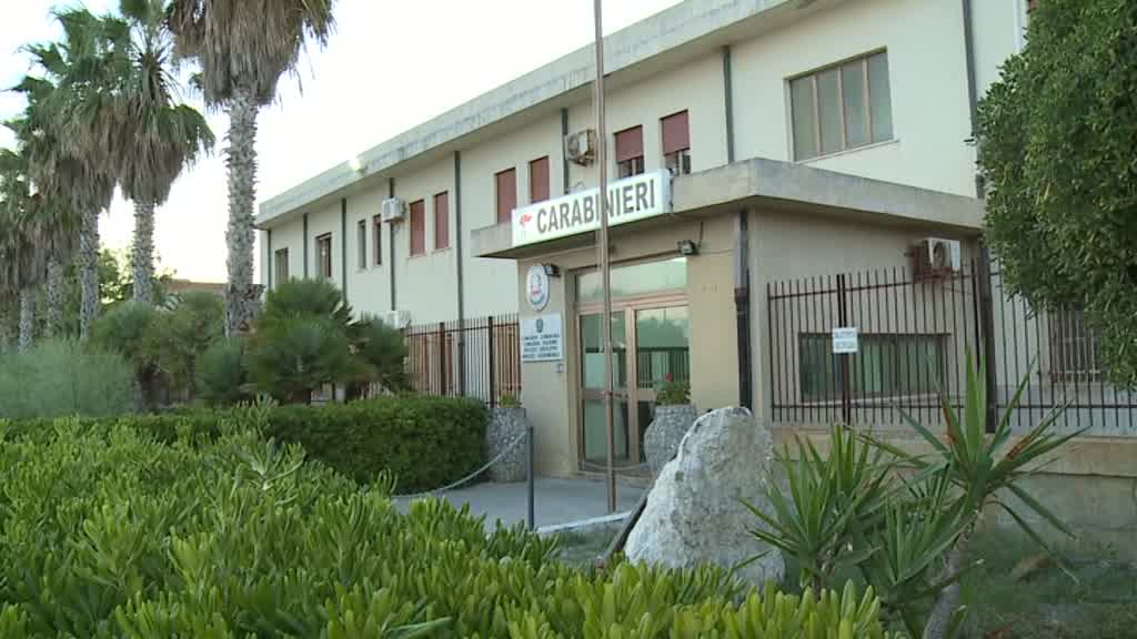 Estorsione aggravata continuata nei confronti di un night club: in manette due uomini