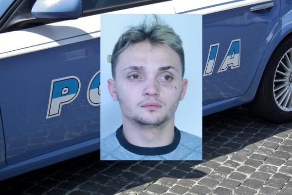 Catania, scippa ragazza al centro storico: arrestato 23enne